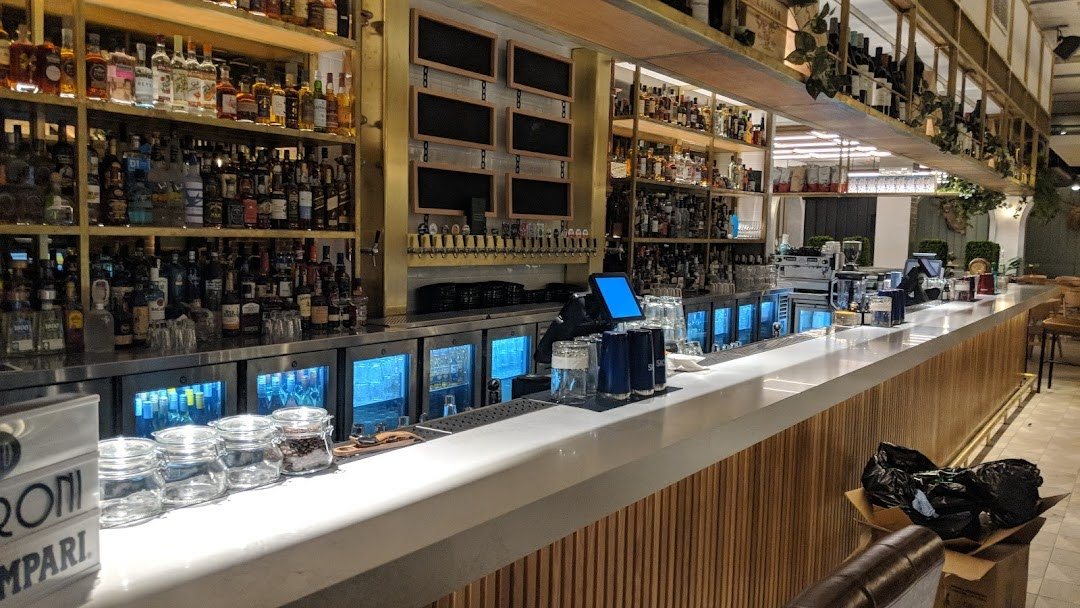The Governor bar